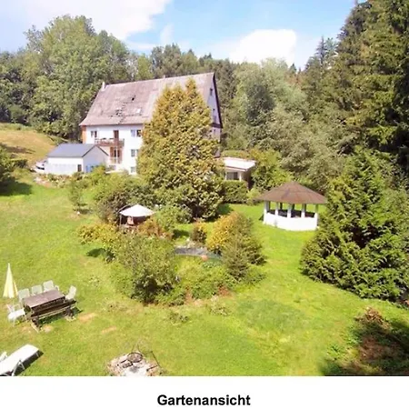2 Zi. Fewo In Waldrandlage Mit Grossem Grundstuck