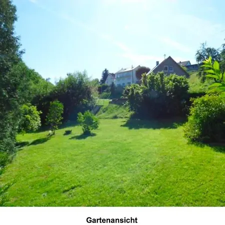 Apartamento 2 Zi. Fewo In Waldrandlage Mit Grossem Grundstuck *